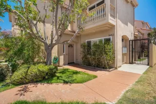 Photo #4: 260013326 Listing