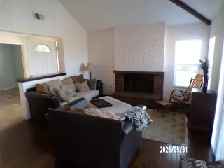Photo #5: 260013369 Listing