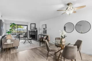 Photo #3: 260013383 Listing 