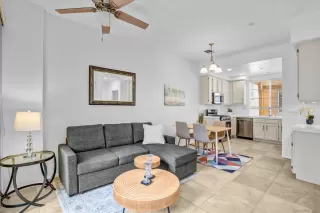 Photo #6: 260013403 Listing