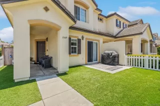 Photo #6: 260013413 Listing