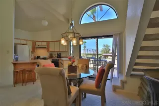 Photo #1: 260013425 Listing