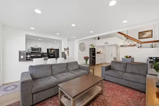Photo #3: 260013433 Listing 