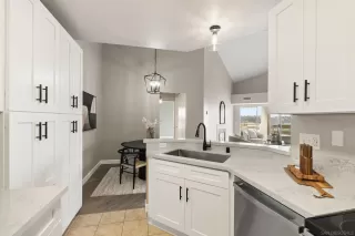Photo #5: 260013475 Listing 
