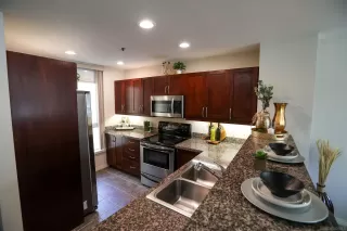Photo #6: 260013480 Listing 