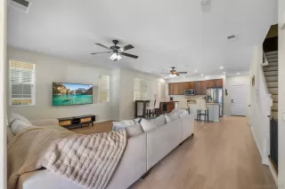 Photo #6: 260013499 Listing 