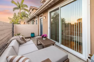 Photo #2: 260013526 Listing 