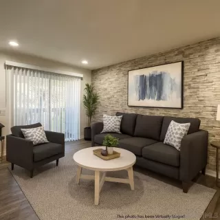 Photo #1: 260013527 Listing