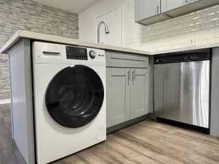 Photo #4: 260013527 Listing