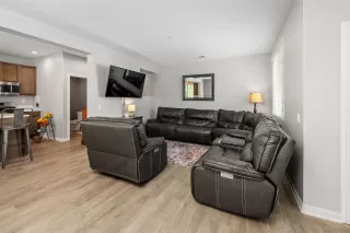 Photo #1: 260013579 Listing 