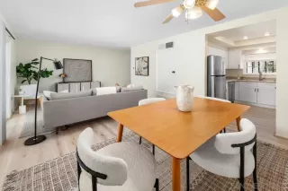 Photo #4: 260013593 Listing 