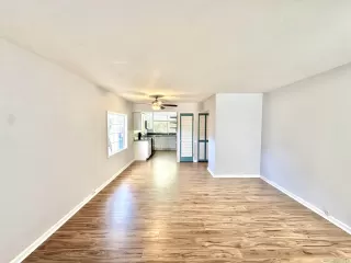 Photo #2: 260013603 Listing 