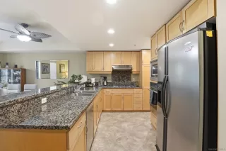 Photo #1: 260013607 Listing 