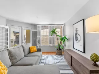 Photo #4: 260013626 Listing