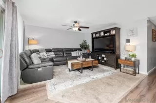 Photo #5: 260013647 Listing 