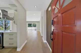Photo #1: 260013696 Listing