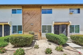 Photo #1: 260013706 Listing