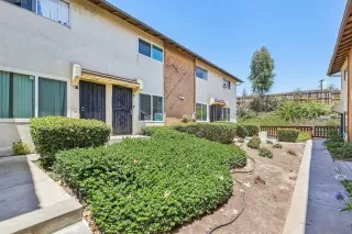 Photo #3: 260013706 Listing