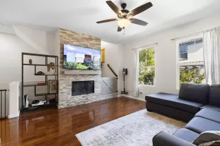 Photo #3: 260013723 Listing 