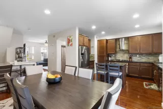 Photo #6: 260013723 Listing 