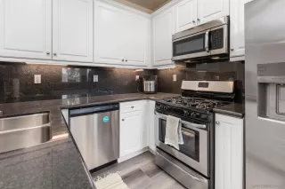 Photo #5: 260013727 Listing 