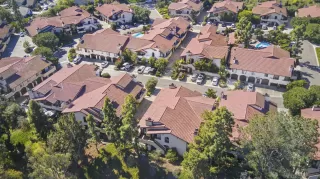 Photo #3: 260013730 Listing 