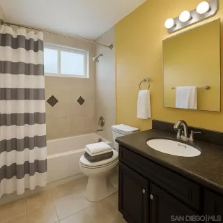 Photo #2: 260013737 Listing