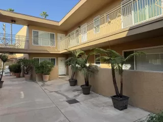 Photo #4: 260013737 Listing