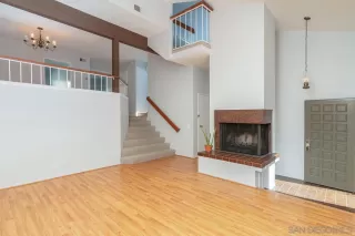Photo #1: 260013771 Listing