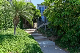 Photo #4: 260013781 Listing