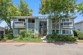 Browse active condo listings in VILLA MAR SAN DIEGO
