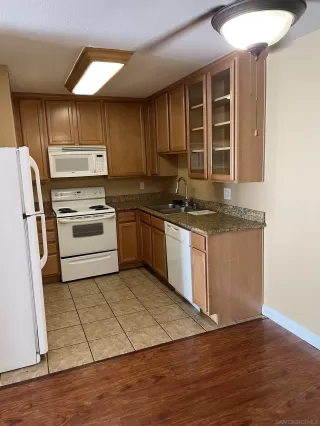 Photo #2: 260013789 Listing
