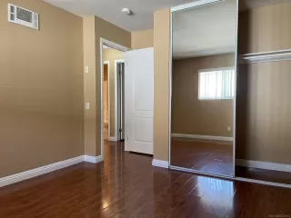 Photo #5: 260013789 Listing