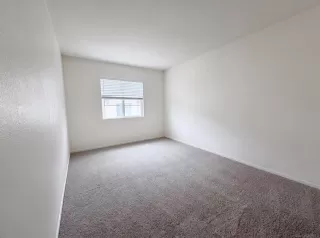 Photo #6: 260013797 Listing