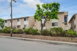 Photo #1: 260013826 Listing