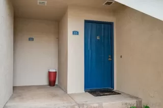 Photo #3: 260013826 Listing