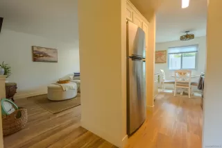 Photo #4: 260013830 Listing