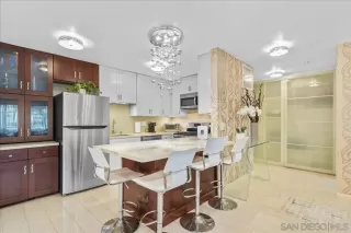 Photo #1: 260013870 Listing