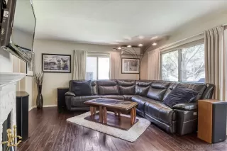Photo #3: 260013874 Listing 