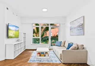 Photo #2: 260013888 Listing 