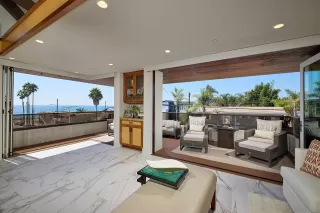 Photo #1: 260013947 Listing 