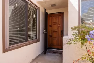 Photo #2: 260013978 Listing 