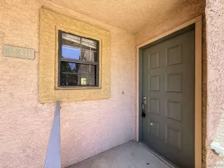 Photo #3: 260013996 Listing