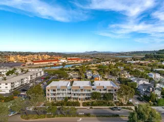 Photo #3: 260014000 Listing
