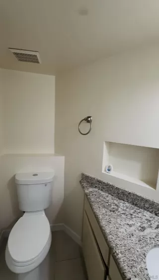 Photo #6: 260014039 Listing 