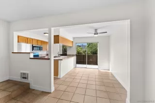 Photo #2: 260014046 Listing 