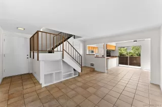 Photo #5: 260014046 Listing 