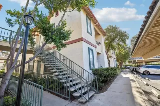 Photo #4: 260014047 Listing 