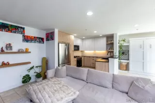 Photo #1: 260014050 Listing