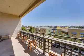 Photo #1: 260014097 Listing